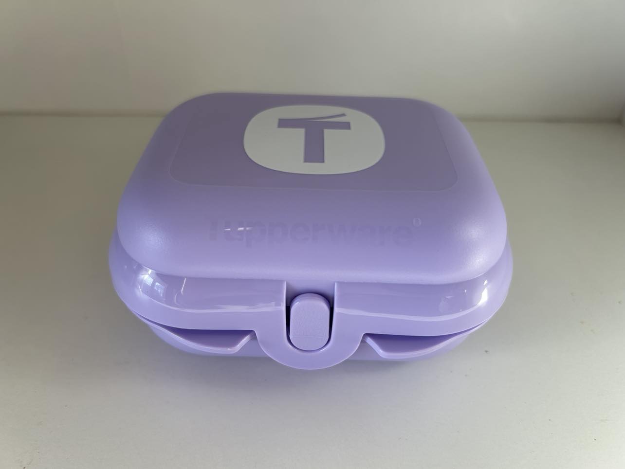 Tupperware Oyster Mini